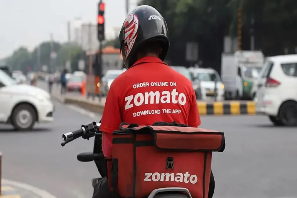 Kunal Kamra criticizes Zomato, gig worker rights controversy, Zomato rating system debate.