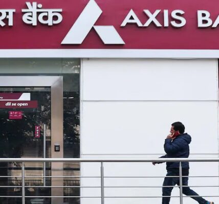 Axis Bank share price drops 7% after disappointing Q1 FY26 results and rising NPAs