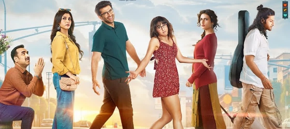 Sara Ali Khan Metro In Dino Review Chumki Performance
